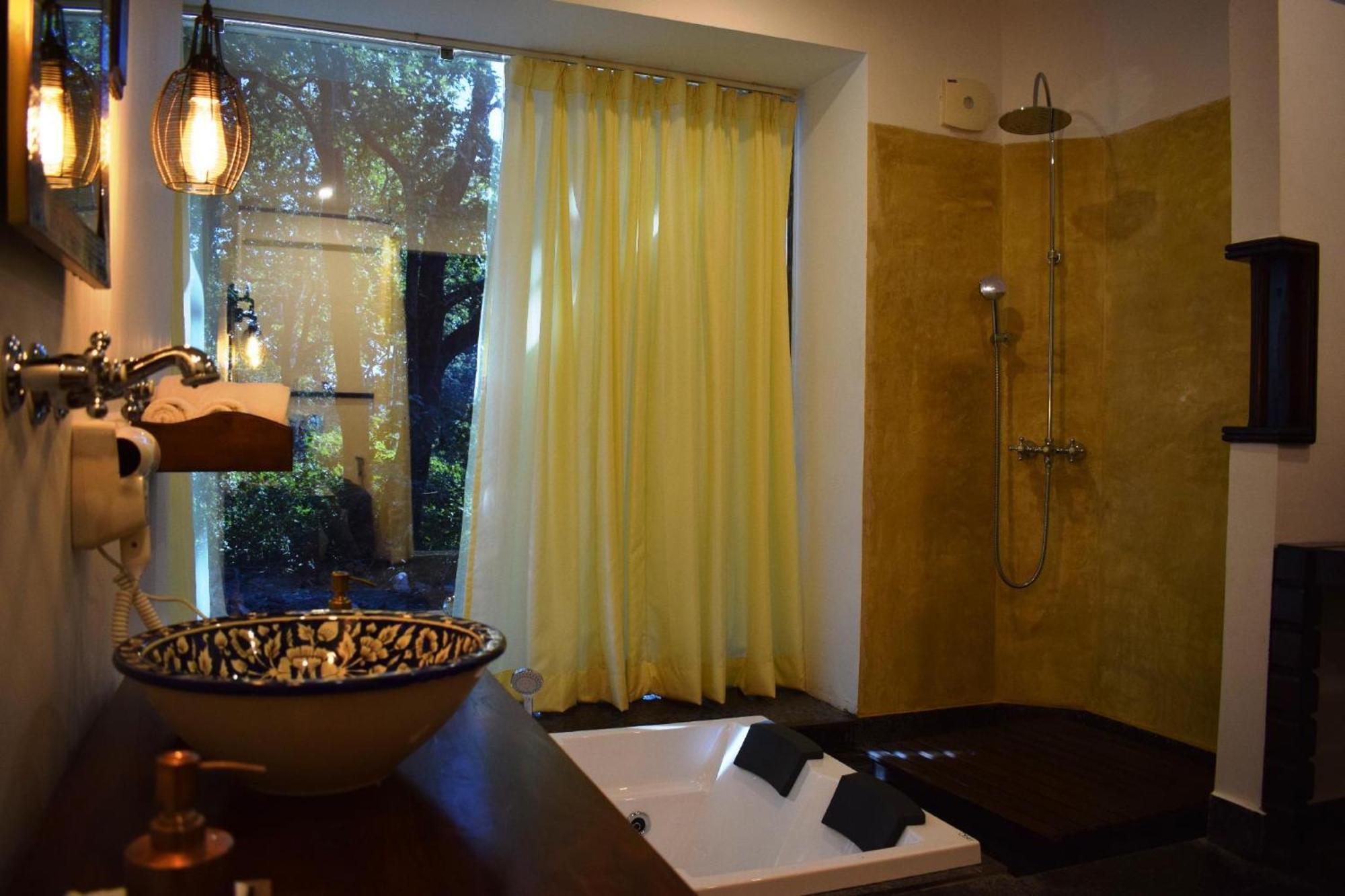 Paatlidun Safari Lodge, Jim Corbett Garjia Екстериор снимка